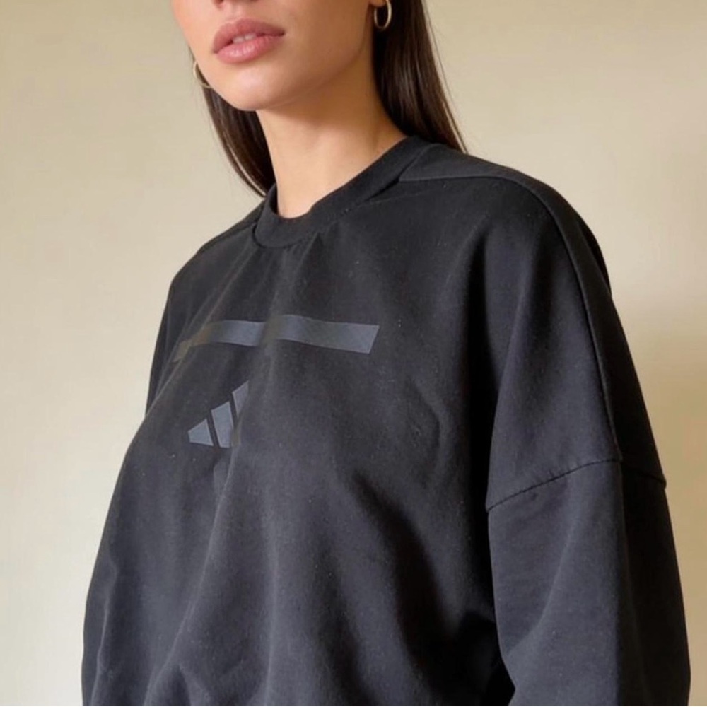 Adidas Black Crewneck Top